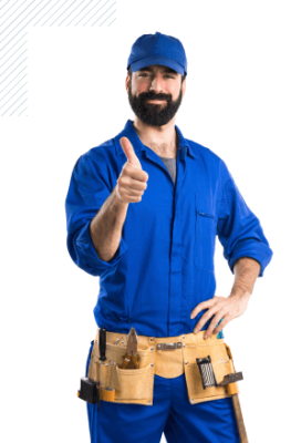 מומחה לאיתור נזילות מים של תרמוטסט בעמ לבוש חליפה בצבע כחול